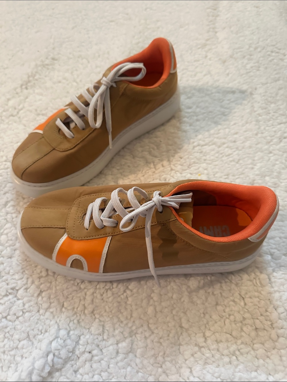 Womens Camper Runner K21 Sneaker